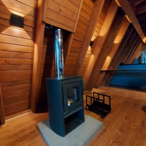 Chalé Suíço A-FRAME 68m² + 24m² de Deck - KIT Madeira Maciça - COD14 9