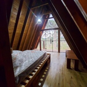 Chalé Suíço A-FRAME 68m² + 24m² de Deck - KIT Madeira Maciça - COD14 15